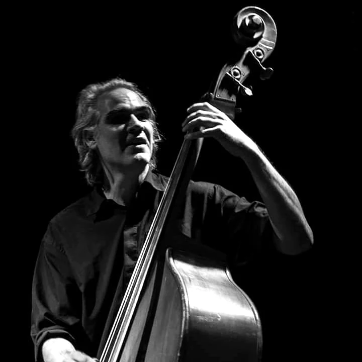 Lionel Mórtola - Contrabajo
